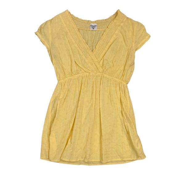 3/$35 Motherhood Maternity Tee Yellow VNeck Short Sleeve Top Size Medium Cotton - Picture 1 of 9